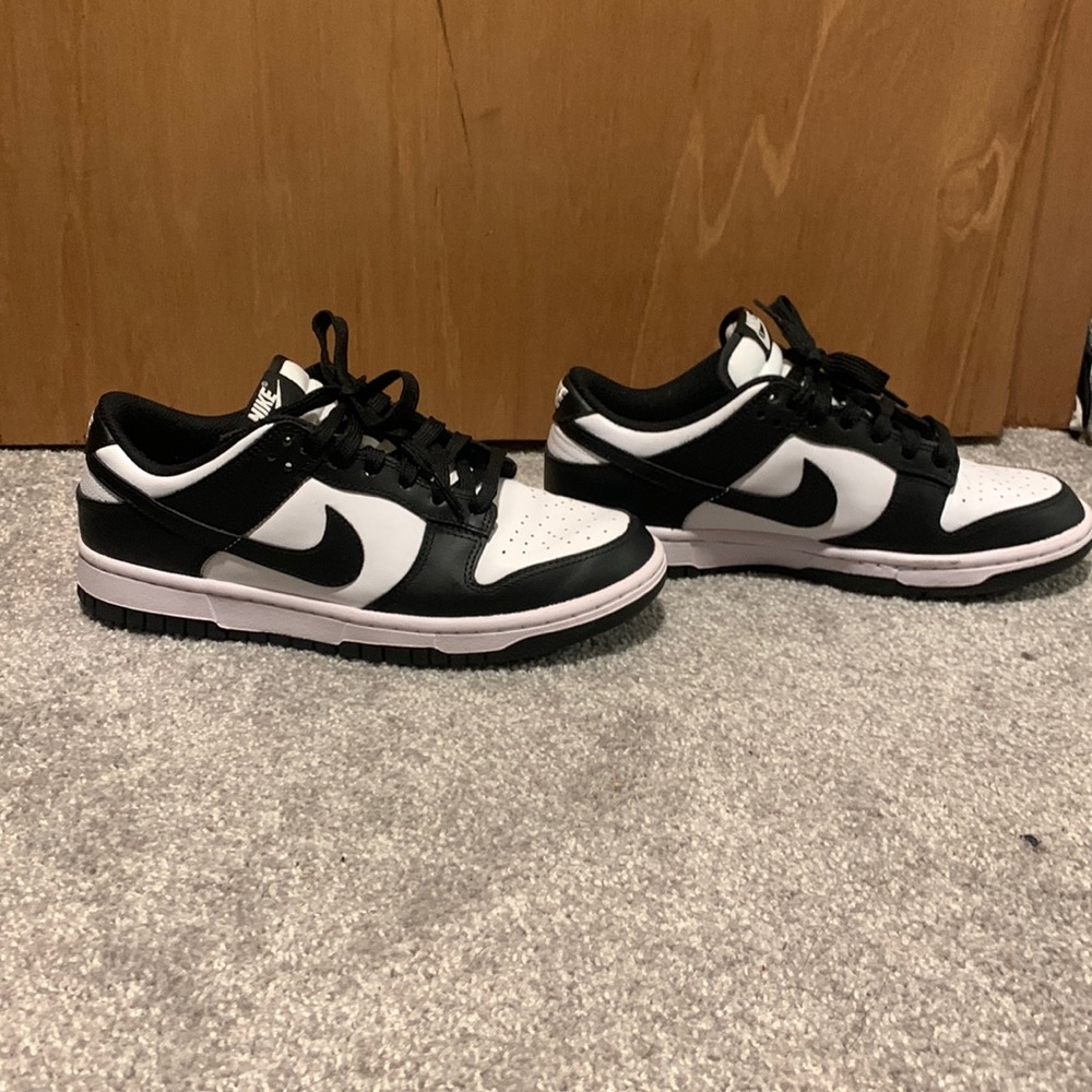 Nike Panda Dunks